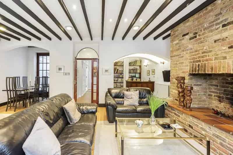 Flat For Rent , 39b, Queen's Gate Gardens, London, England