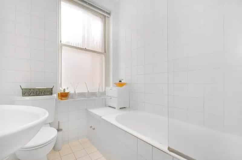2 Bedroom Flat to Rent Near West End Lane