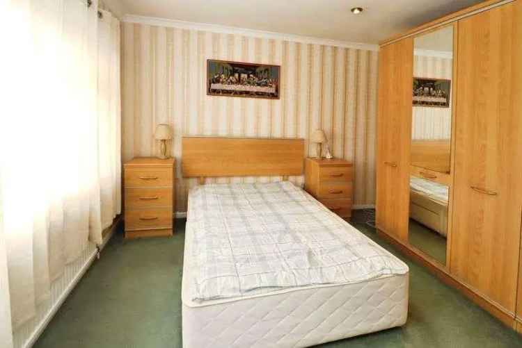 3 Bed Detached Bungalow For Sale Near Shops And Station