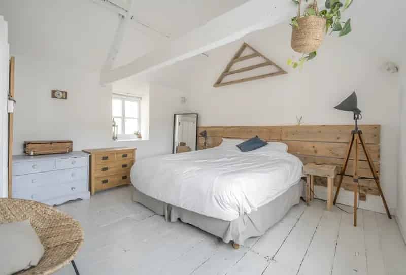 2 bedroom house for sale