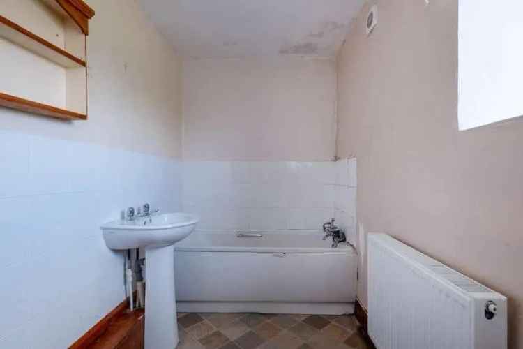 2 Bed Semi-Detached Farmhouse - Modernisation Required