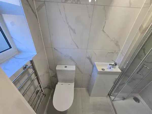 1 Room 38 m² Flat in London Plaistow - Shared Accommodation