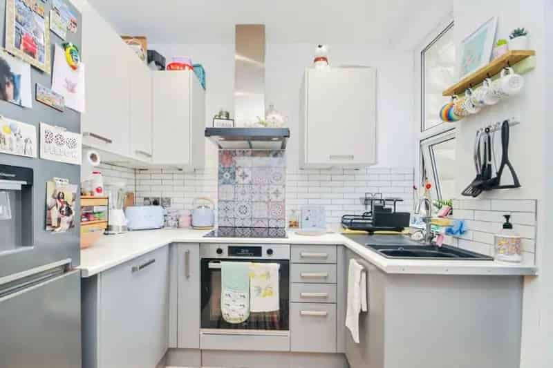 2 Bed Terraced House For Sale Near Amenities