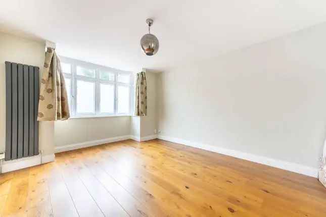 5 Bedroom House for Sale in Willesden Green NW10