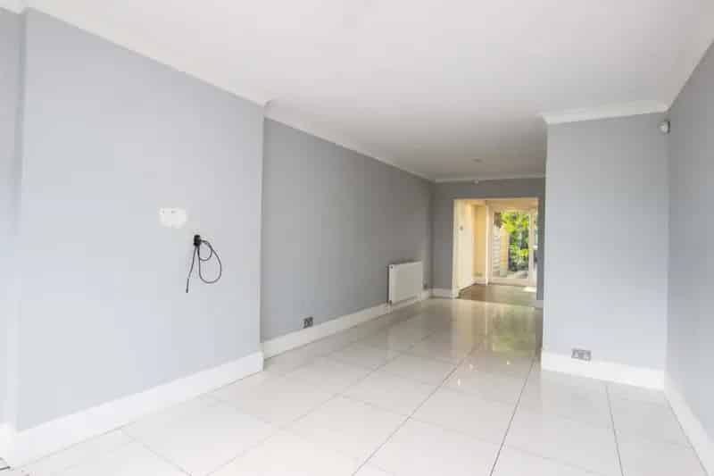 4 Bed 3 Story Semi Detached House For Sale