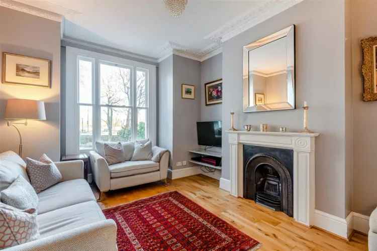 5 Bedroom Detached House for Sale St Johns Park London