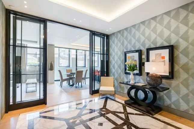 Flat for sale in Pall Mall, London SW1Y