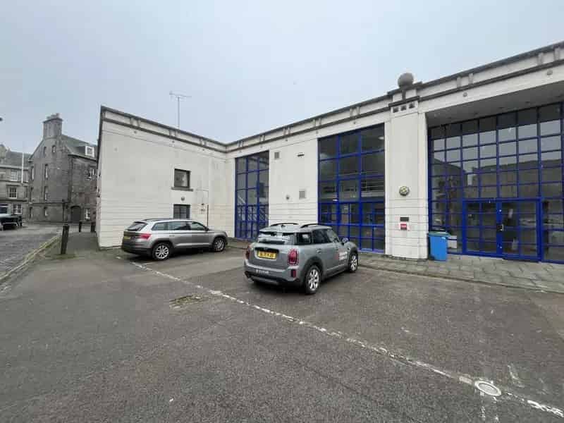 Modern Office Suite in Leith Edinburgh