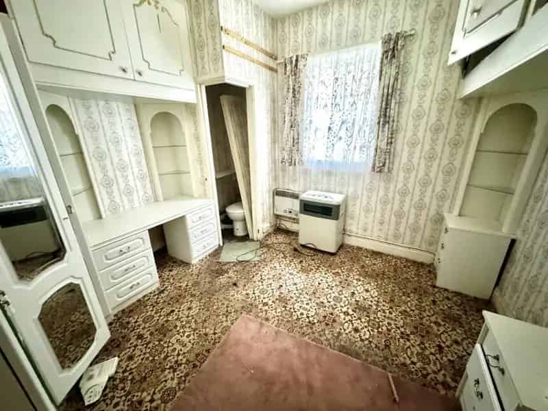 2 Bedroom Flat for Sale Scarborough YO11 Auction