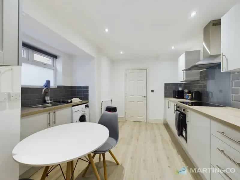 3 Bedroom House To Rent