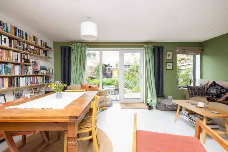 2 Bedroom Terraced House for Sale near Bristol