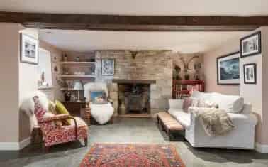 3 Bed Cottage Rural Retreat with Stunning Views