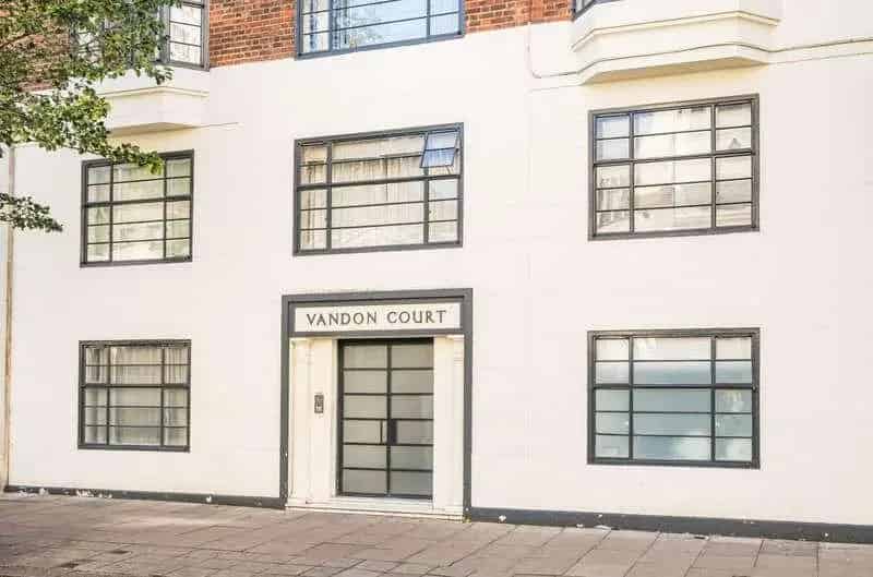 1 Bed Flat for Sale near St James's Park Tube