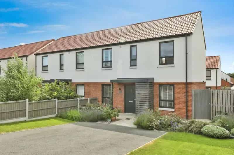 2 Bedroom Semi Detached House for Sale Rhodesia Nottinghamshire