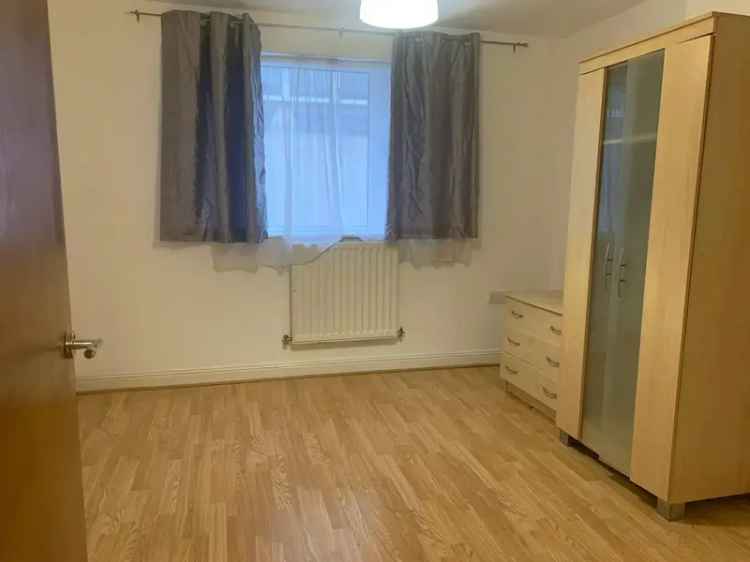 Flat For Rent in London, England