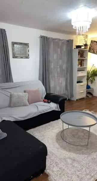 Flat For Rent , Hull, England