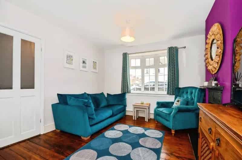 Two Bedroom Period Cottage London Colney