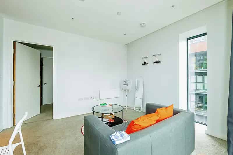 Salford Luxury Apartment Local Blackfriars 725 sq ft Two Double Bedrooms