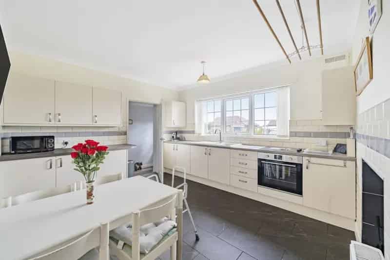 3 Bedroom House For Sale 1575 SQ FT