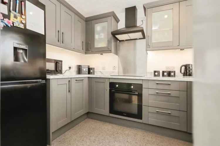Four Bedroom Detached Family Home with Conservatory and Garage