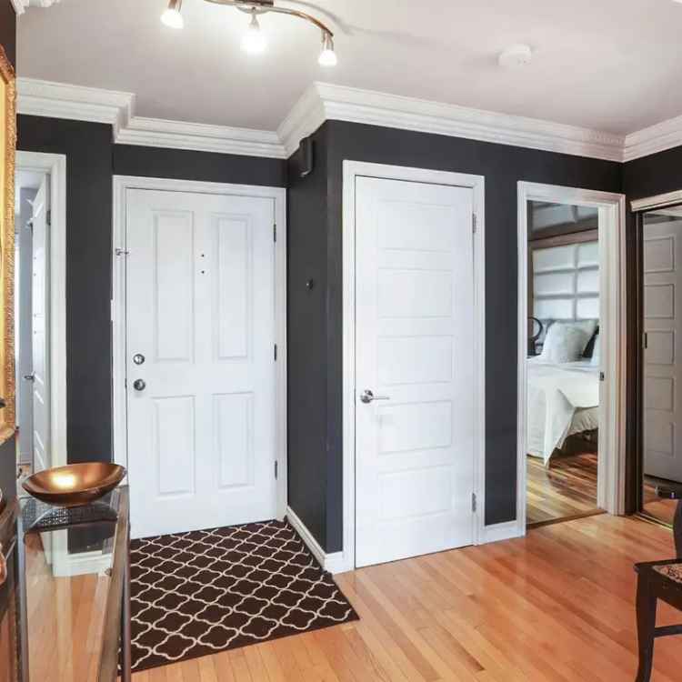Large Renovated Duplex with Private Courtyard and Rental Income