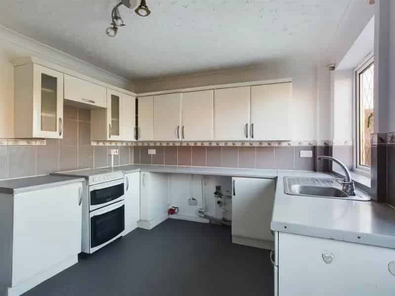 2 Bedroom House For Sale