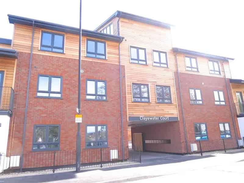 1 Bedroom Flat to Rent in BS5 Near St George's Park