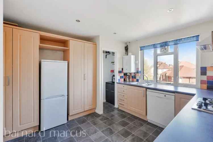 Two Double Bedroom Maisonette Merstham Chain Free Garage Garden