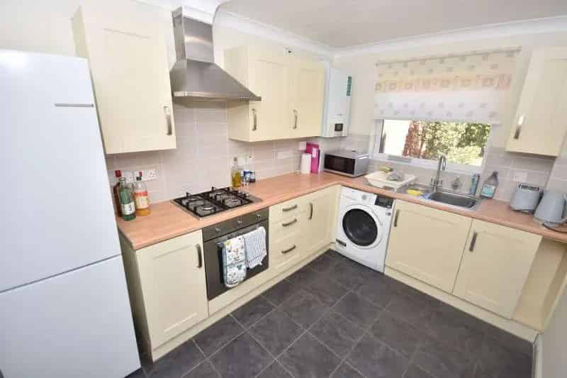 2 Bedroom Apartment to Rent St Leonards