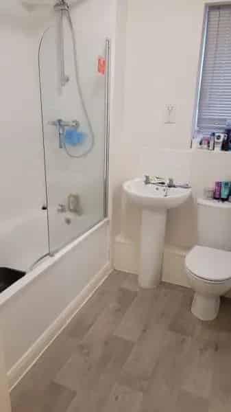 2 Bed Semi Detached House Near Saddleworth