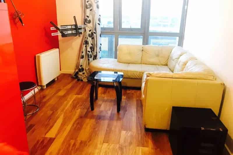 One Bedroom Flat Near North Acton Central Line
