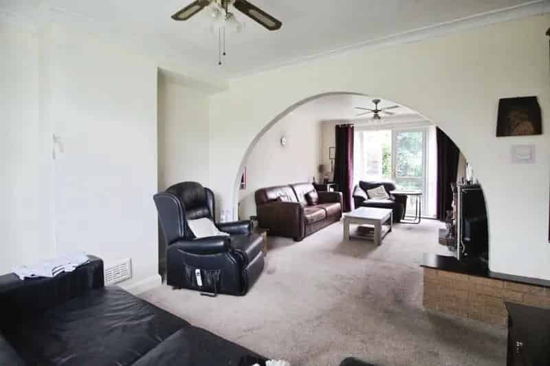 3 Bedroom House For Sale Manchester
