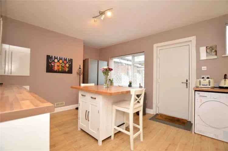 House For Sale in Leeds, England