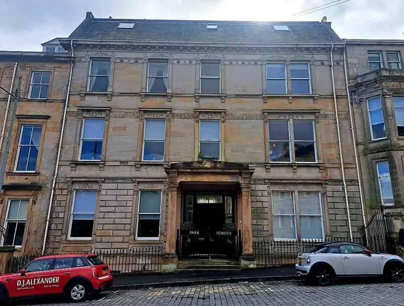 2 Bedroom Flat to Rent