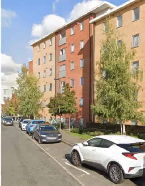 Spacious 3 4 Bedroom Flat Near Grand Union River