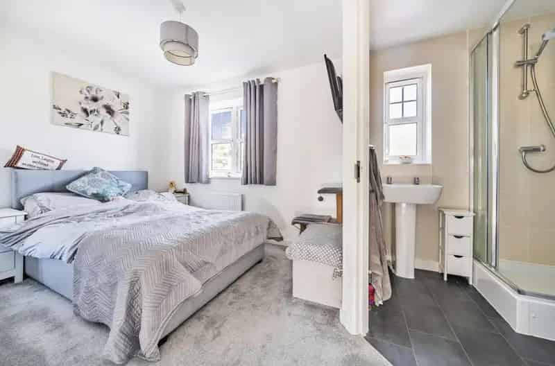 3 Bed Semi Detached House For Sale