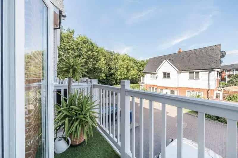 4 Bed House for Sale - Cul-de-sac Location