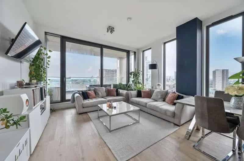 Luxury 3 Bed Apartment for Sale in Legacy Tower