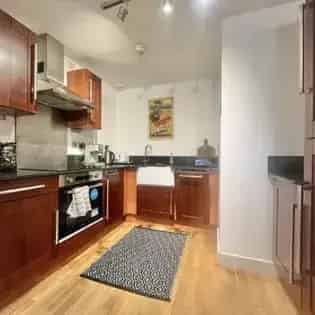 2 Bed 2 Bath Furnished Apartment Northern Quarter Manchester Secure Parking