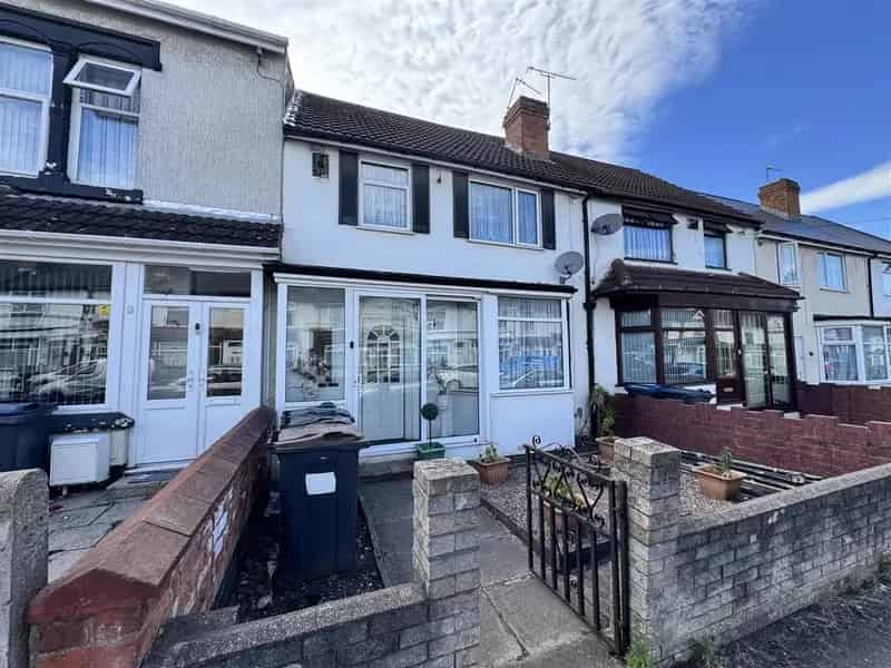 3 Bedroom Terraced House for Sale