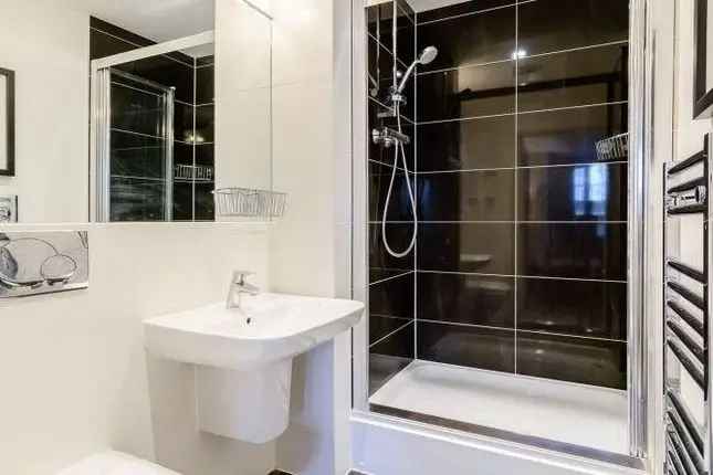 3-Bedroom Flat to Rent in Haggerston E2