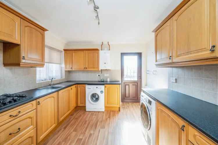 3-Bed Detached Bungalow Near North Walsham Town Centre