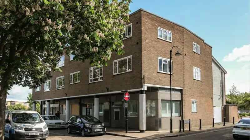 Shepperton High Street Retail Unit - Spring 2025 Completion