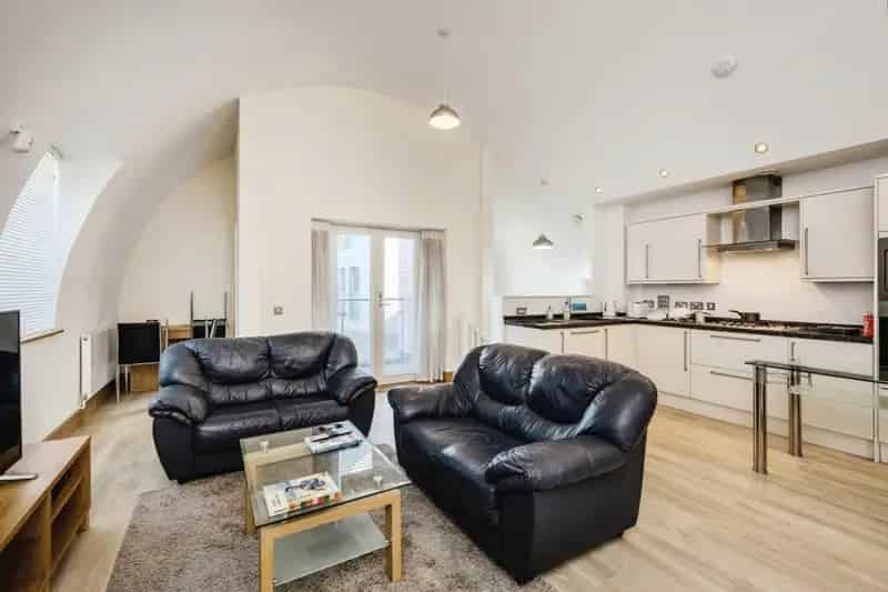 Swansea City Centre 2-Bedroom Duplex Apartment