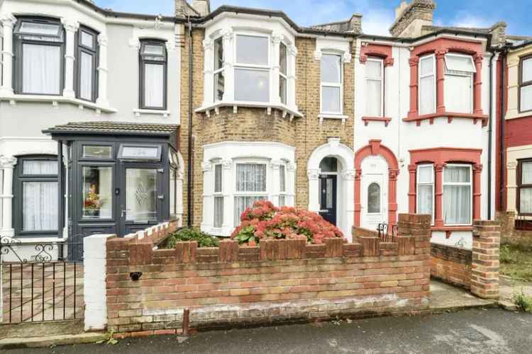 570 Sq Ft Victorian Conversion Near West Ham Park