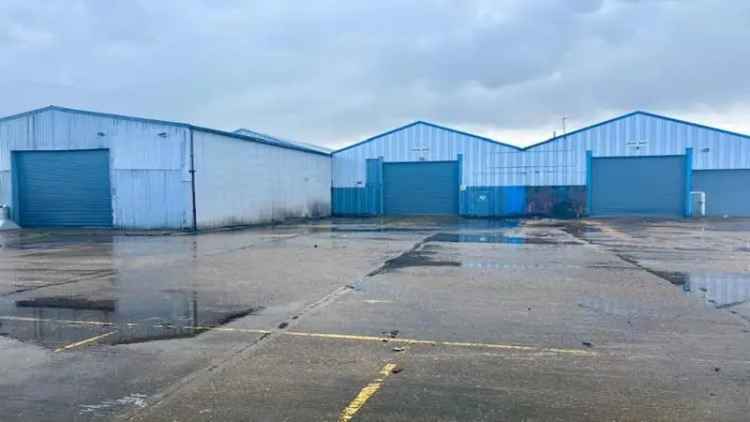 Industrial For Rent in Aylesbury, England