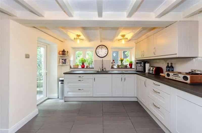 2 Bed Detached Cottage for Sale Near Llandudno