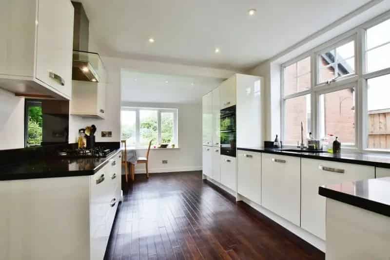 3 Bedroom Detached House for Sale Wilmslow Cheshire