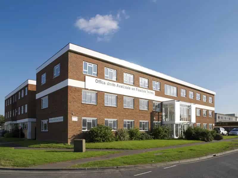 Crawley Office Suites: Flexible Workspaces Near Train Station