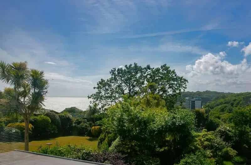 5 Bed House for Sale Folkestone